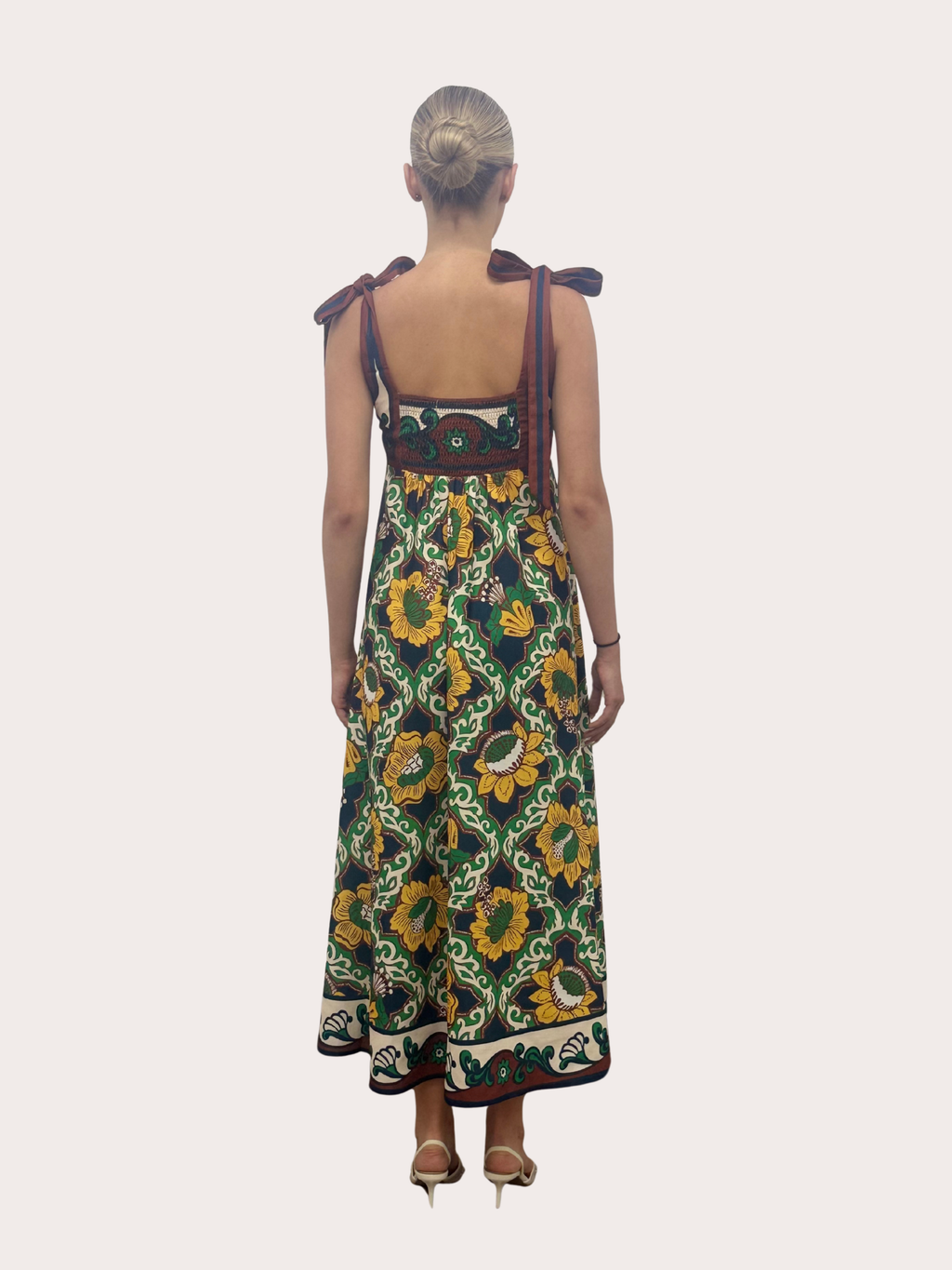 Rochie Morina