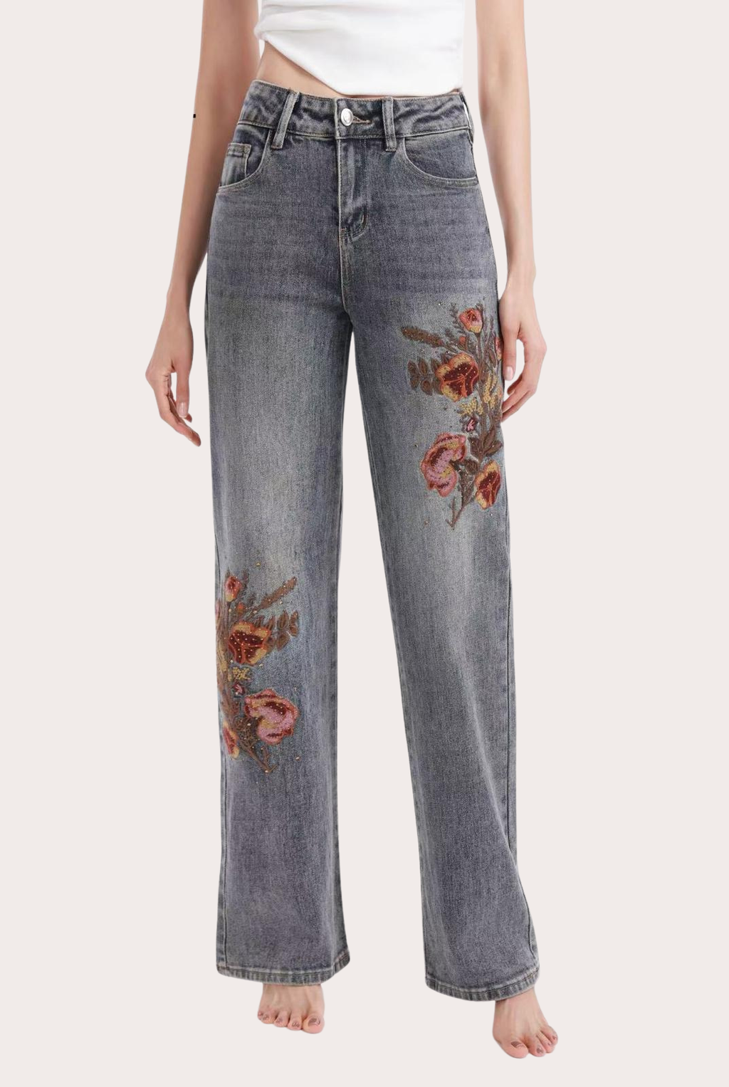 Blugi cu broderie florală