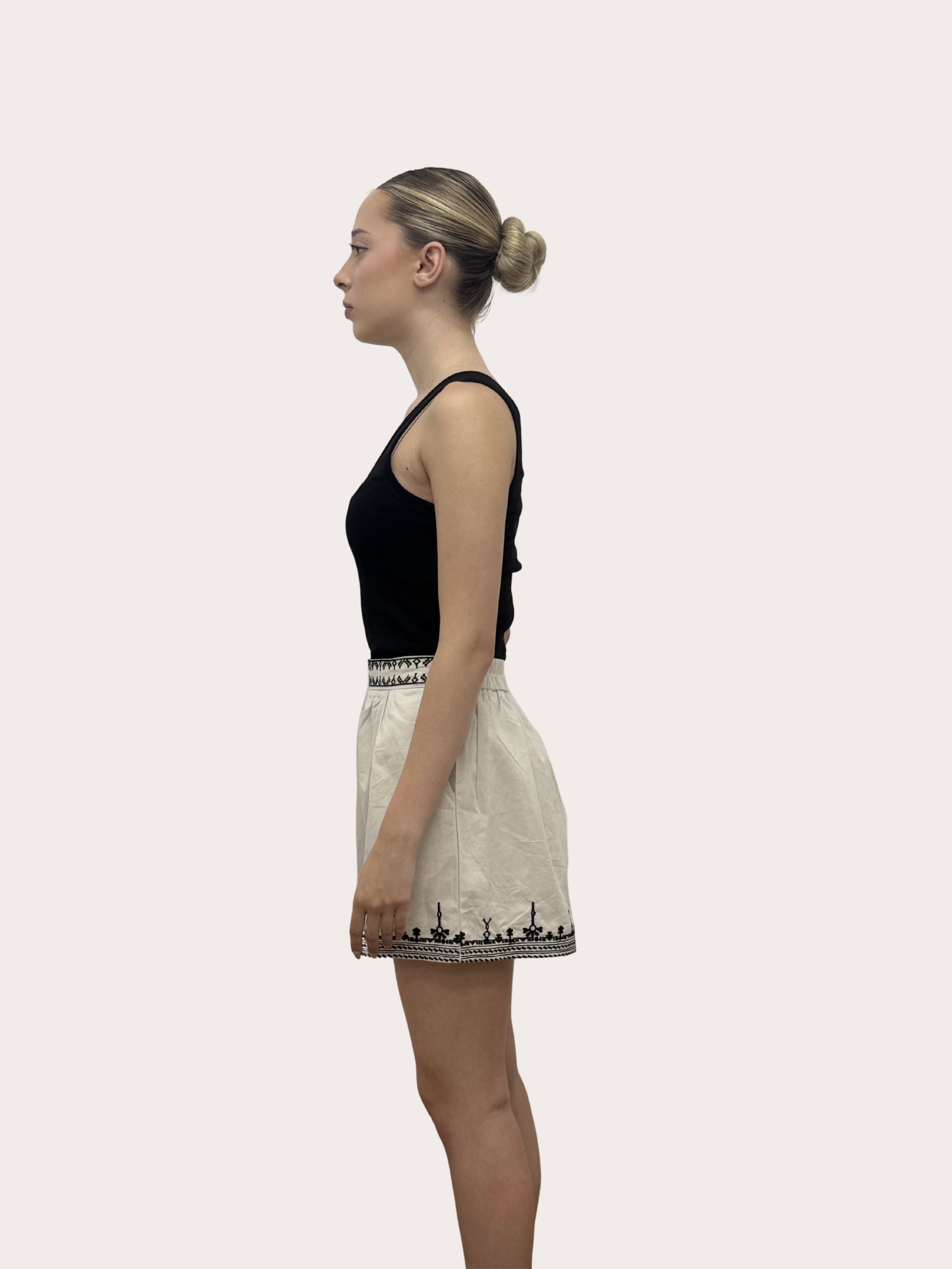 Pantalon Scurt cu model