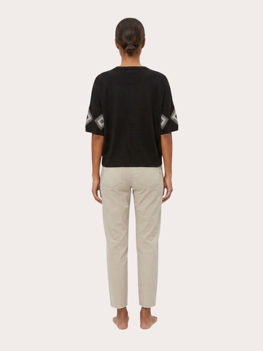 Bluza cu modele etnice