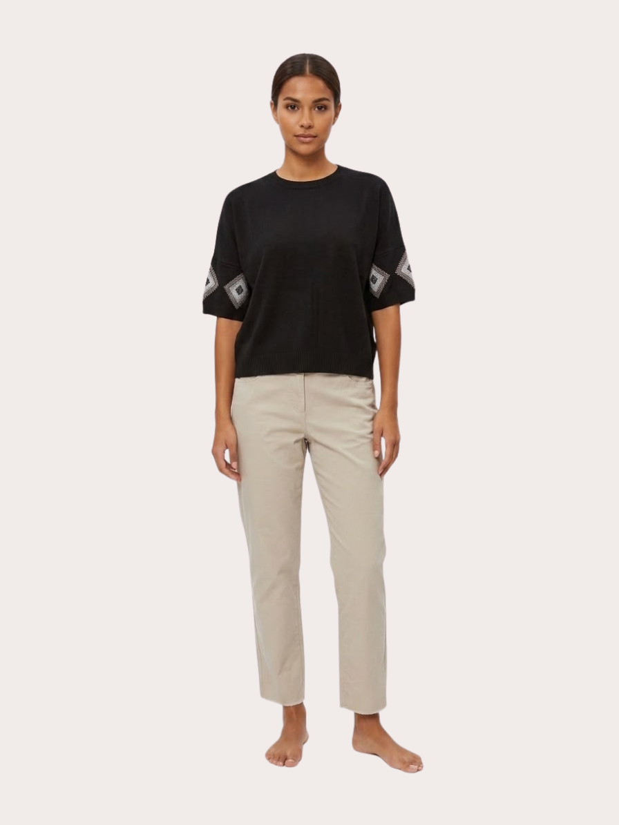 Bluza cu modele etnice